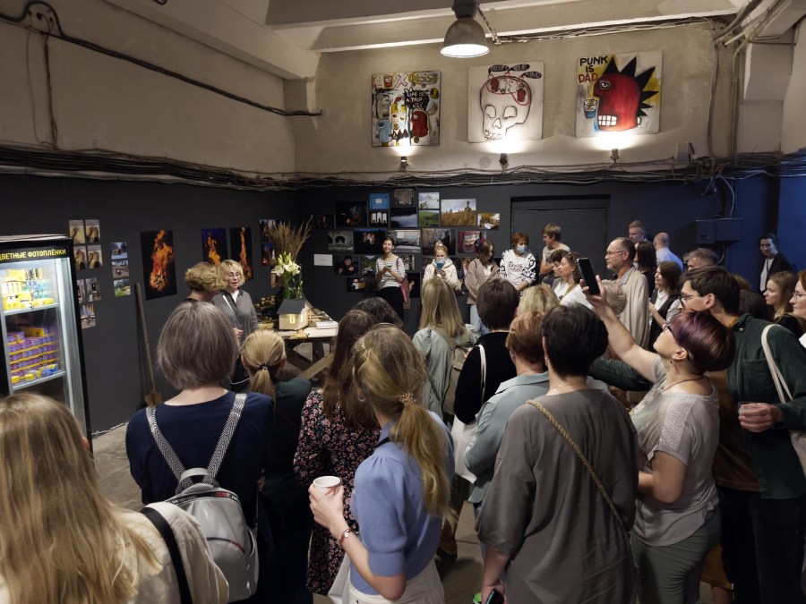 Мастерская художественного проектирования Аллы Мировской. Выставка работ участников.